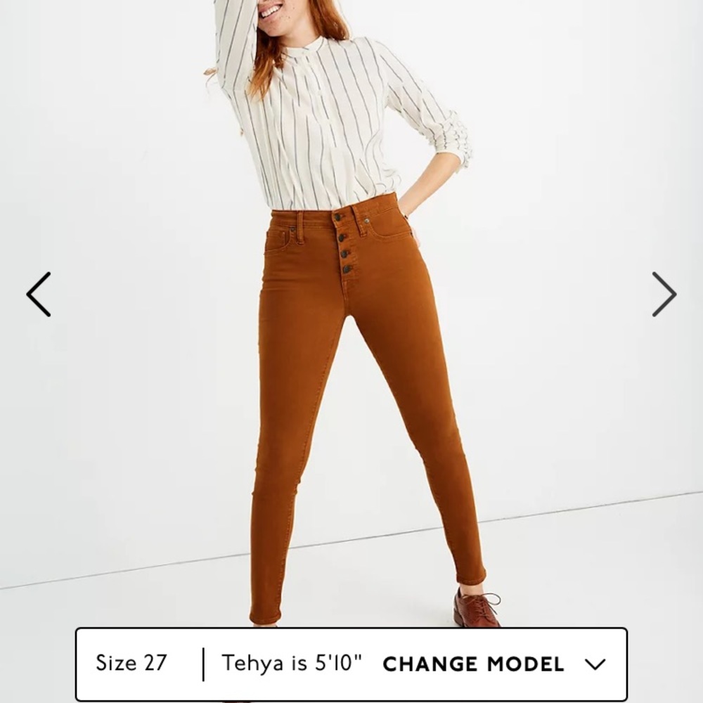 9" Mid-Rise Skinny Jeans: Garment-Dyed Button-Front Edition